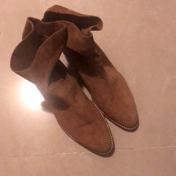 Vince Vero Cuoio Flat Ankle Bootie Brown Suede - Picture 2 of 4